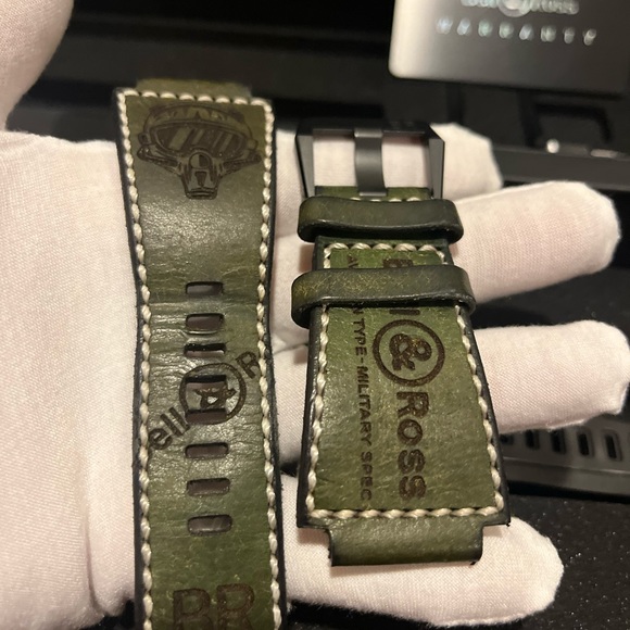 Bell & Ross BR-03 92 - Picture 8 of 9